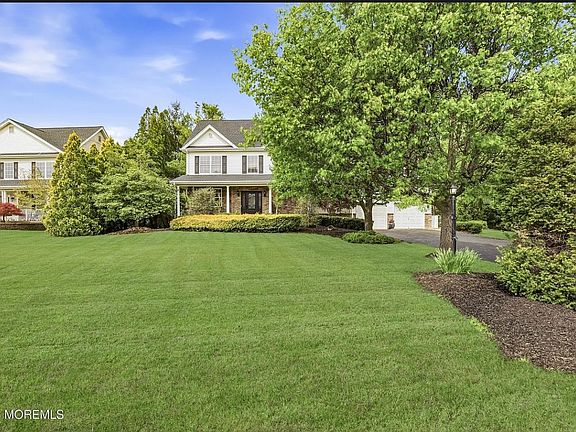 2nd image of 59 Greenwich Dr