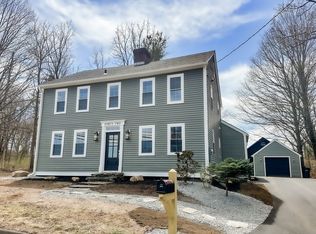 42 Main St, Ellington, CT 06029