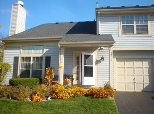 1107 N Knollwood Dr, Palatine, IL 60067