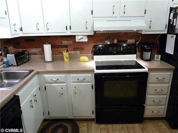 2nd image of 1503 Yellow Tavern Ct