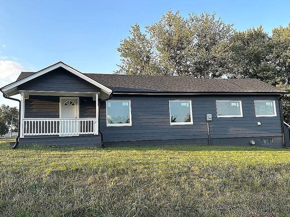 906 N Walnut St, Stanberry, MO 64489 MLS 2470137 Zillow