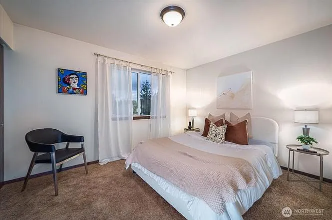 11532 15th Ave NE #401 — Photo 10
