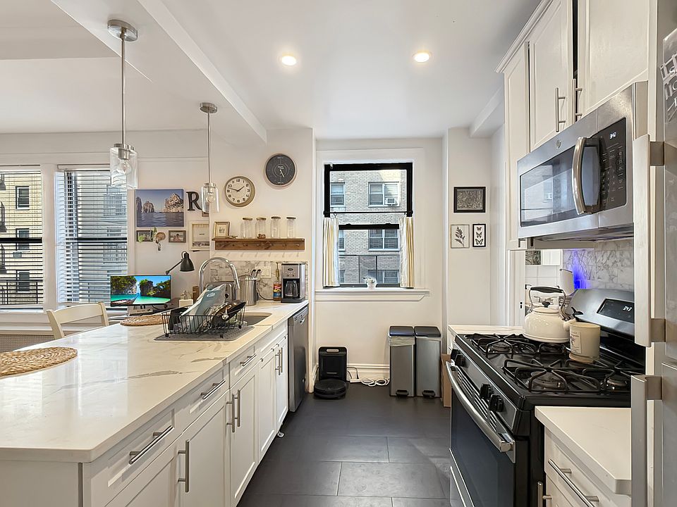 1st image of 27 W 96th St APT 7B