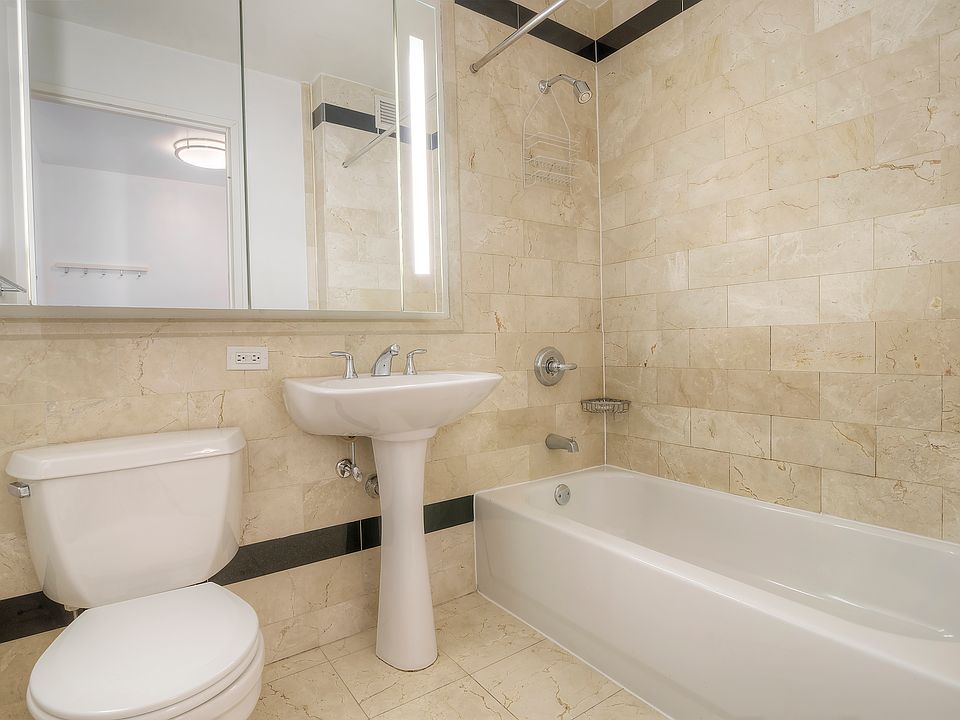 1st image of 20 West St APT 32G