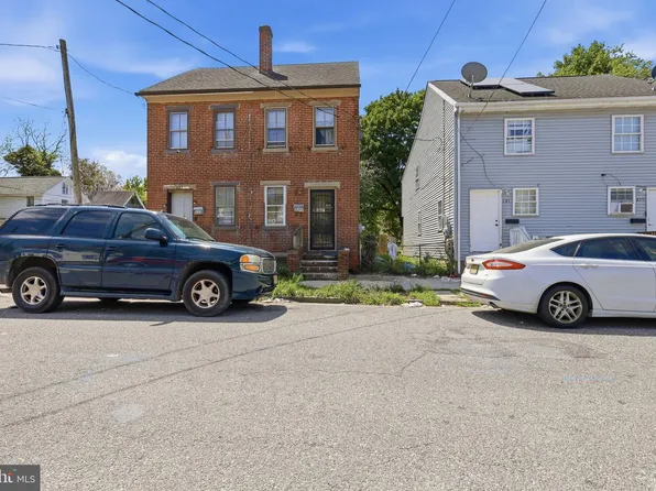 233 Sinnickson St, Salem, NJ 08079