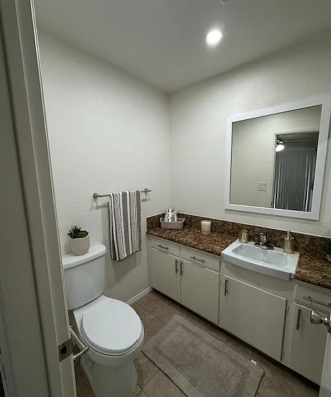 Sierra West — Photo 9