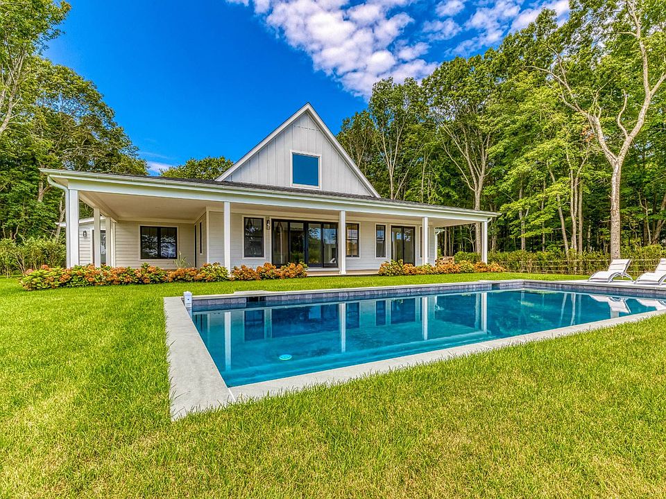 1st image of 34 Country Club Dr