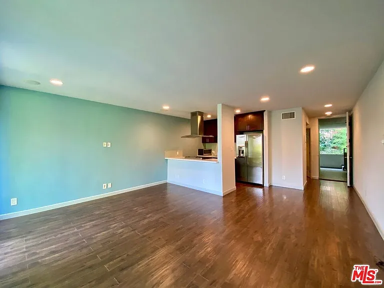 1920 Hillcrest Rd #12 — Photo 13