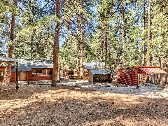 2nd image of 24941 Pine Cove Rd