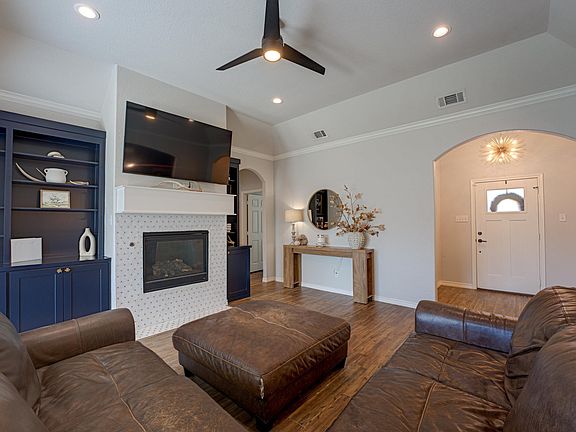 3rd image of 101 Lighthouse Lndg