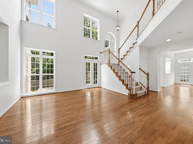 21817 Wingfoot Ct — Photo 4