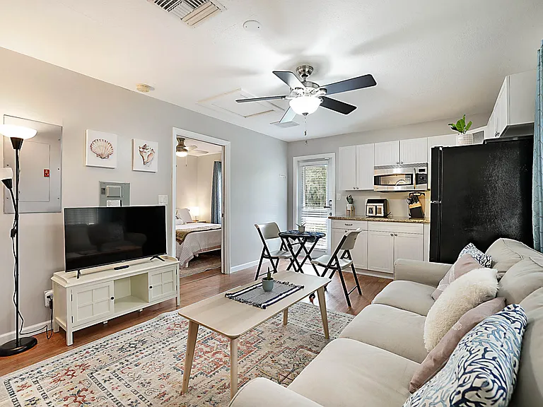 11545 Sunset Blvd #C — Photo 20