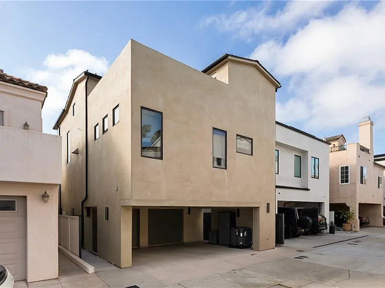 428 1/2 Fernleaf Ave — Photo 28