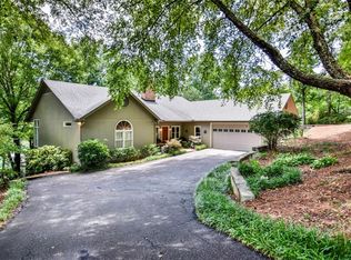 108 Chartwell Point Rd, Seneca, SC 29672