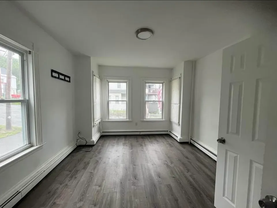 52-54 Norwood St #1