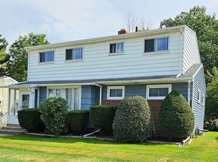 1147 W 41st St, Erie, PA 16509