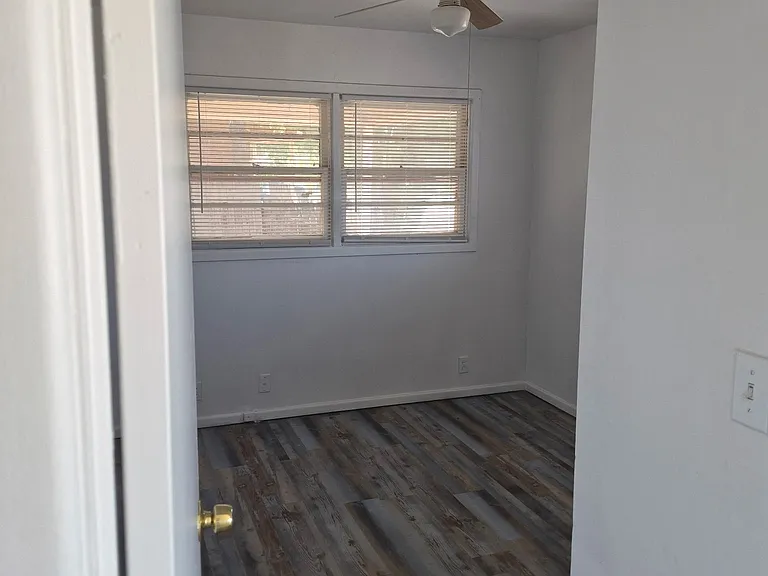 2304 62nd St #A — Photo 9