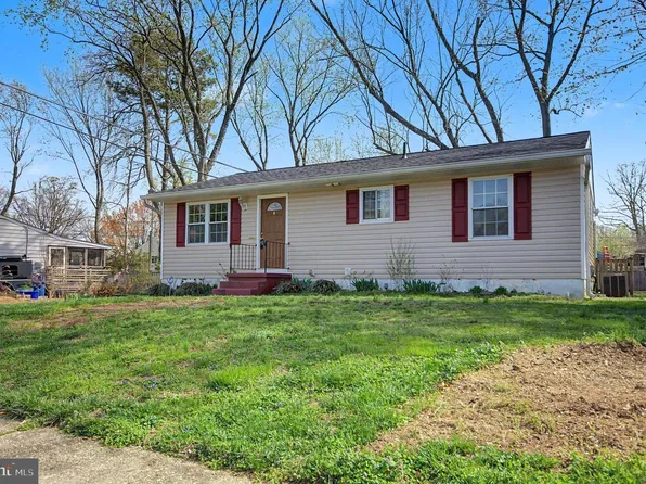 99 Summerfield Dr, Annapolis, MD 21403