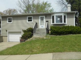 603 Tanglewood Dr, Streamwood, IL 60107