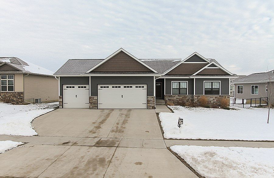 1st image of 875 Chukar Cir