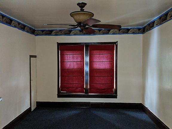 3rd image of 439 Shirley Ave