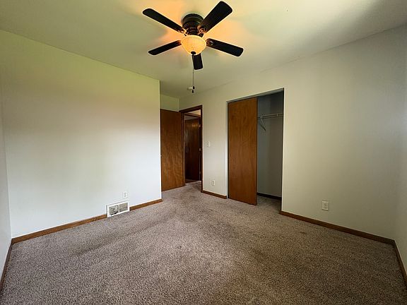 5th image of 825 Byron Ave #B