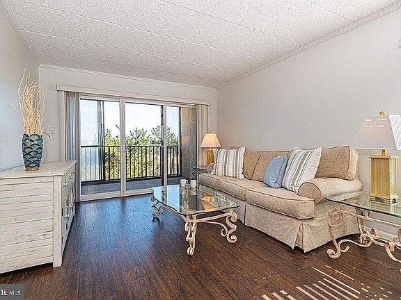 5th image of 12607 Wight St Unit 101