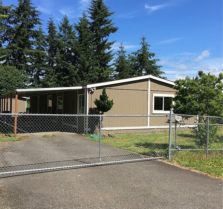 1st image of 13813 215th Ave E