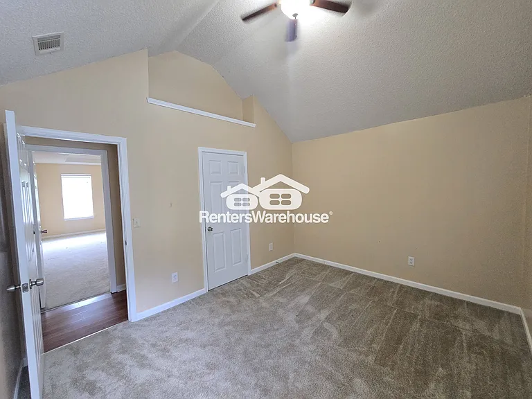 1576 Rogers Crossing Dr — Photo 28