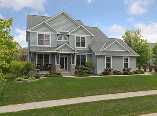 3071 Tanner Rd, Woodbury, MN 55129