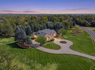 755 Jasmine Ave N, Lake Elmo, MN 55042