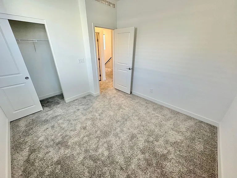 1548 Little Penguin St — Photo 16