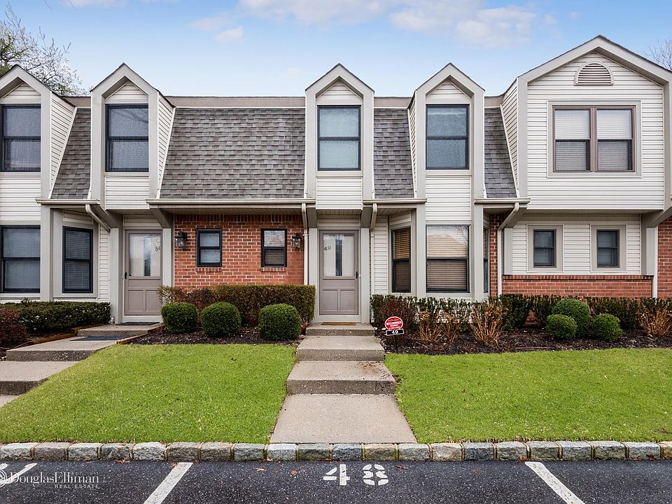 1st image of 50 Hubbard Ln Unit 49