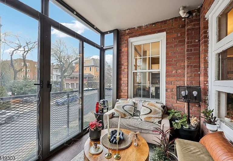 5 Roosevelt Pl #1E — Photo 10