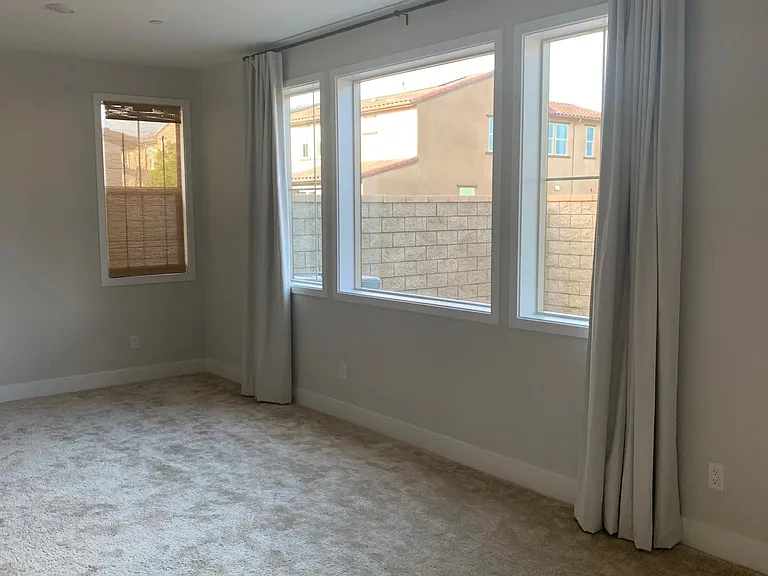 9871 Skylar Ave — Photo 15