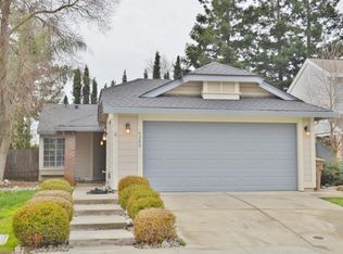 9240 Harrogate Way, Elk Grove, CA 95758