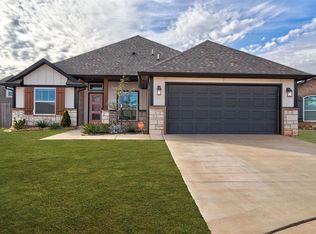 2112 Manderly Ct, Norman, OK 73026