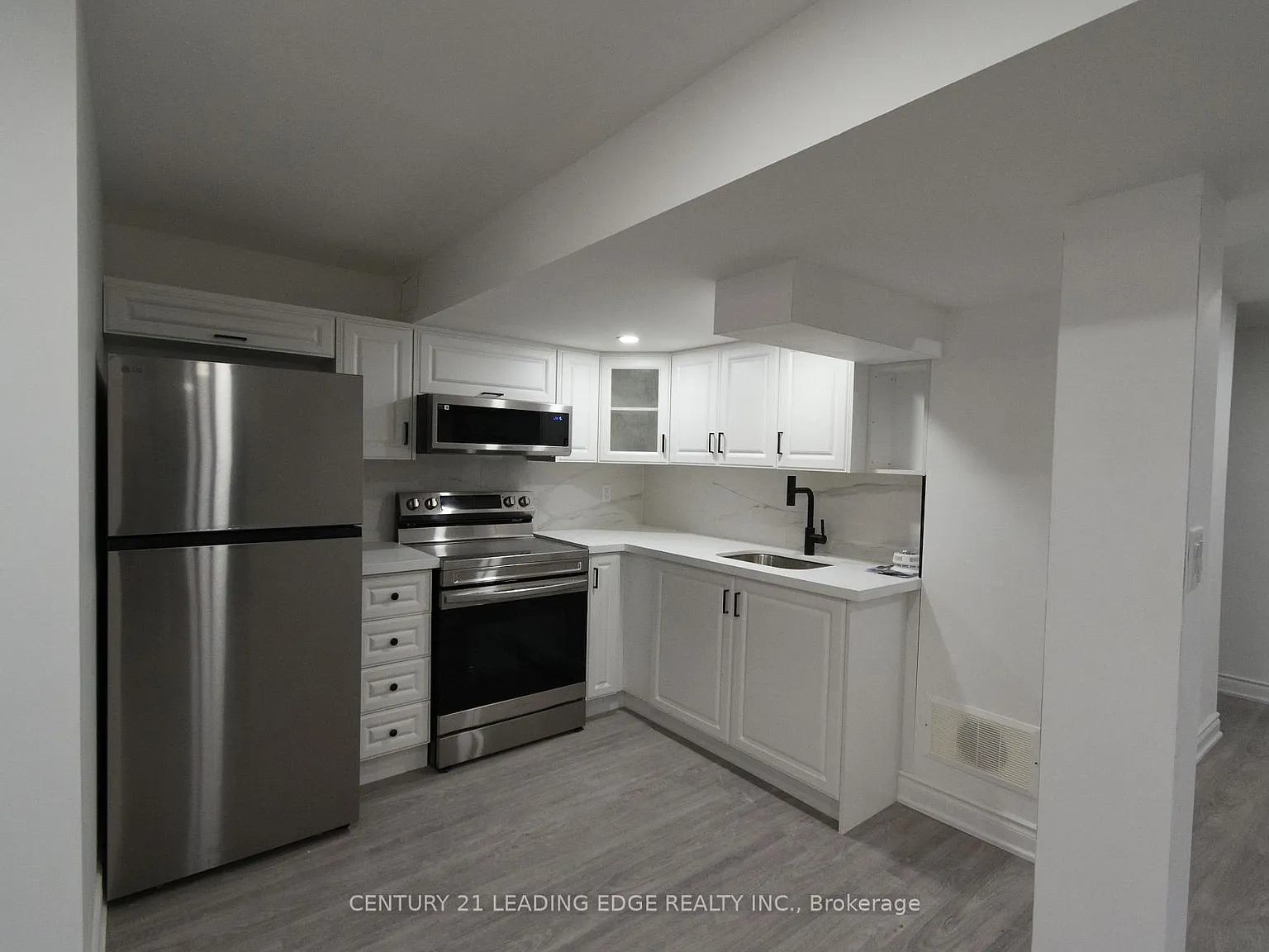 2 bed, $1,700 — Photo 3