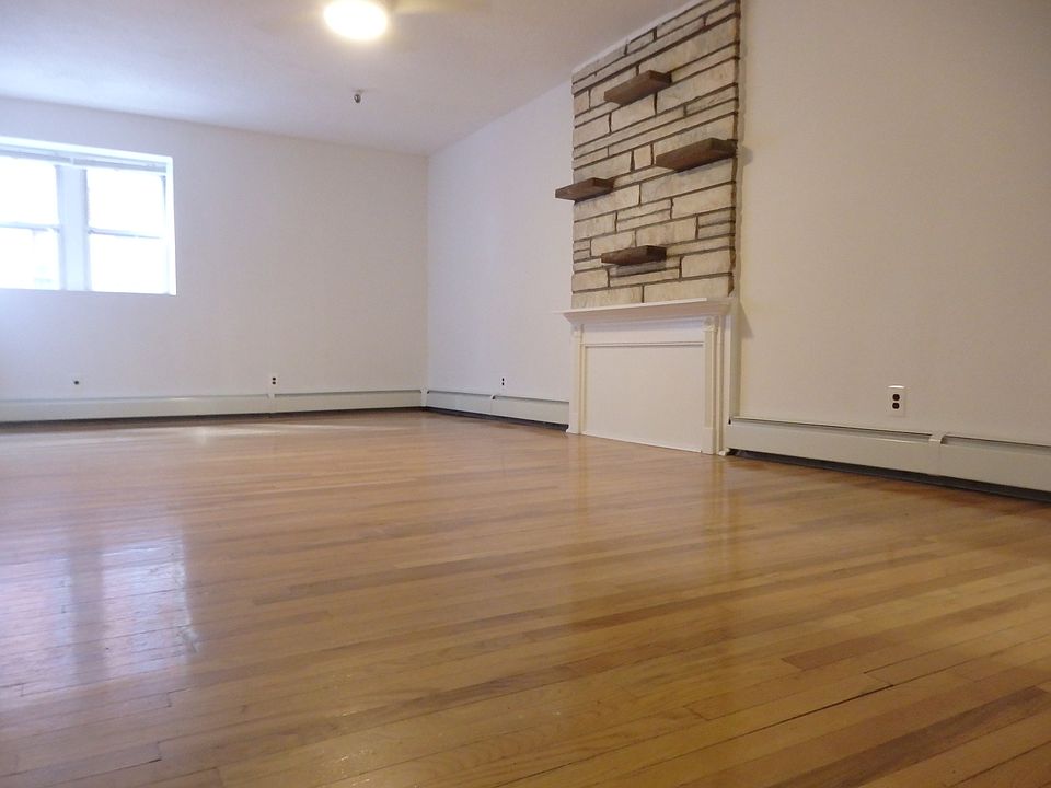 1st image of 307 W 47th St APT 2F