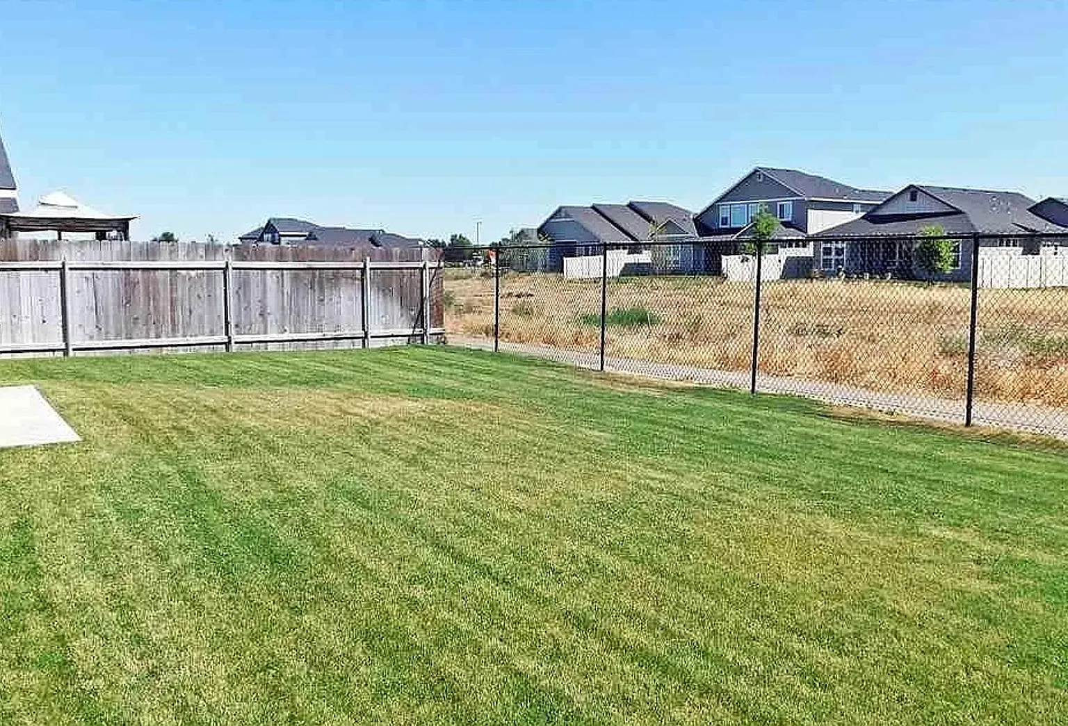 Adorable 3 bed 2 bath home in Meridian just off Locust Grove and Amity — Photo 4