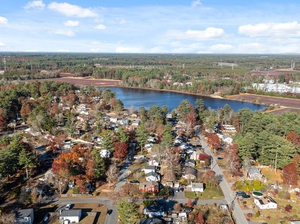 7 Cedar Dr, Carver, MA 02330