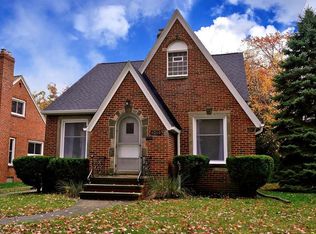 4269 W 214th St, Fairview Park, OH