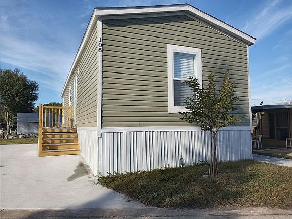2nd image of 4000 24th St N #106