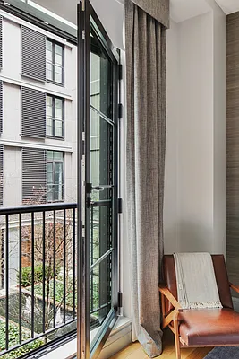 Sold by Compass | media 8