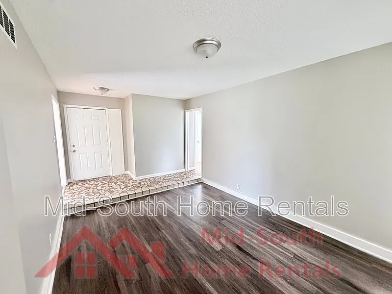 480 Whiteville Ave — Photo 6