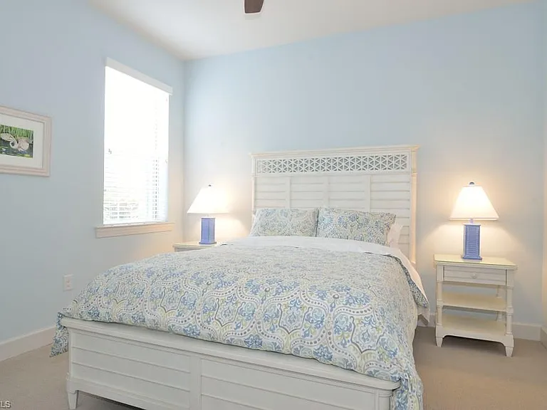 10271 Glastonbury Cir #102 — Photo 16