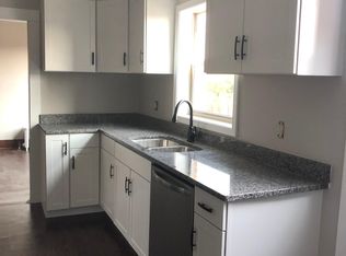 133 E Lincoln Ave, Hinckley, IL