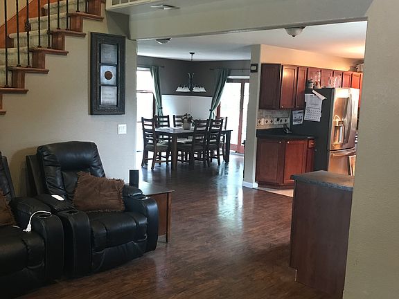 4th image of 520 Keller Dr