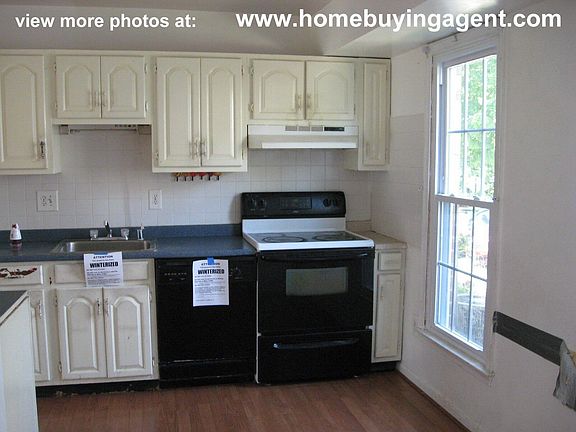 3rd image of 6415 Fenestra Ct #106C