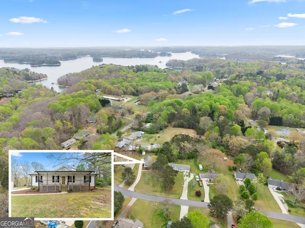 8615 Bayhill Dr, Gainesville, GA 30506